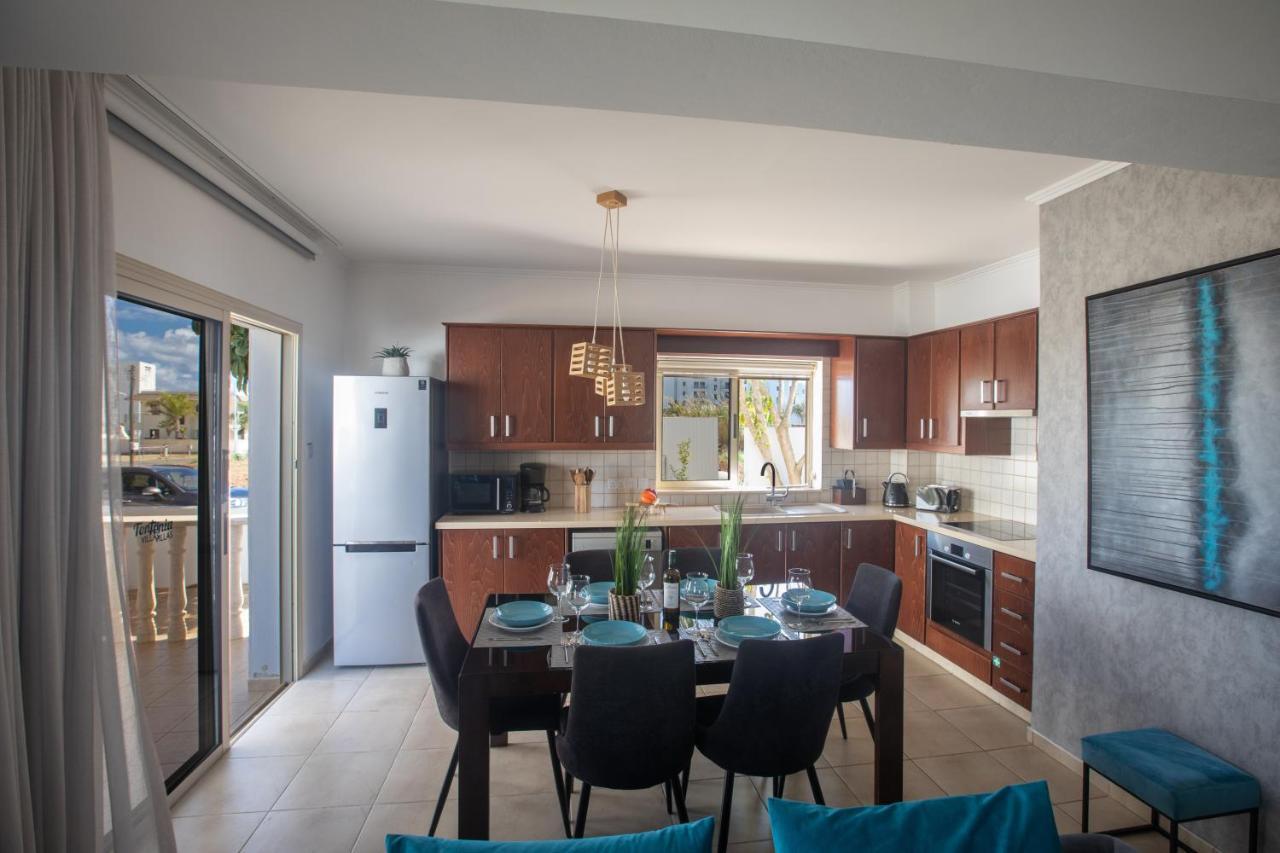 Tonia Seaview Villas Protaras Bagian luar foto